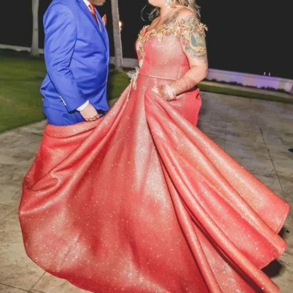 Golden orange sparkling dress - Picture 4 of 5